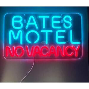 LED Neon “Bates Motel No Vacancy” Sign – Dimmable USB Wall Neon Decor